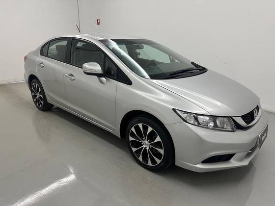 HONDA CIVIC 2.0 LXR 16V FLEX 4P AUTOMÁTICO HONDA CIVIC 2.0 LXR 16V FLEX 4P AUTOMÁTICO